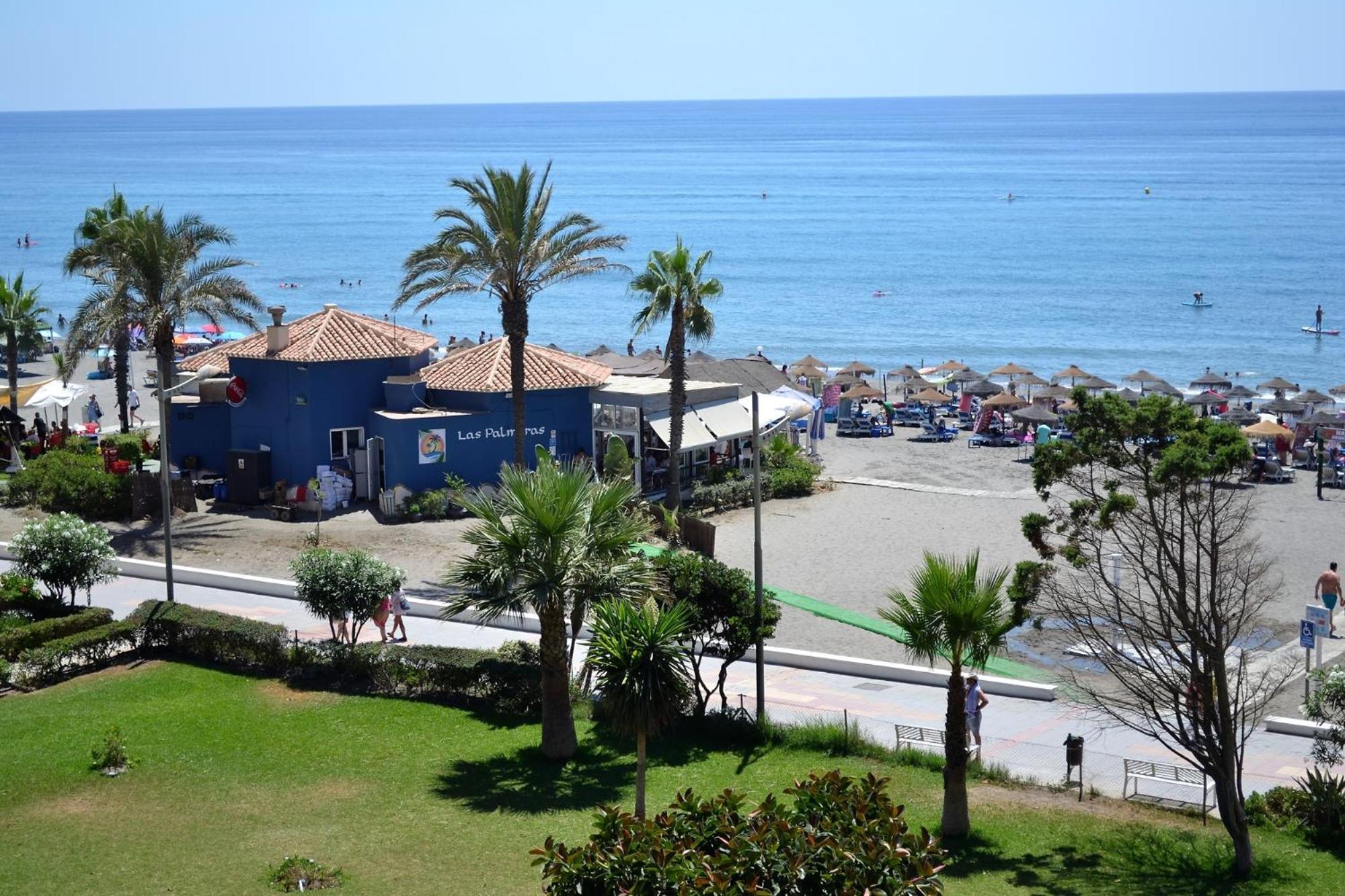 Spacious 1 Bedroom Apartment, Beach Front, Torrox Costa מראה חיצוני תמונה