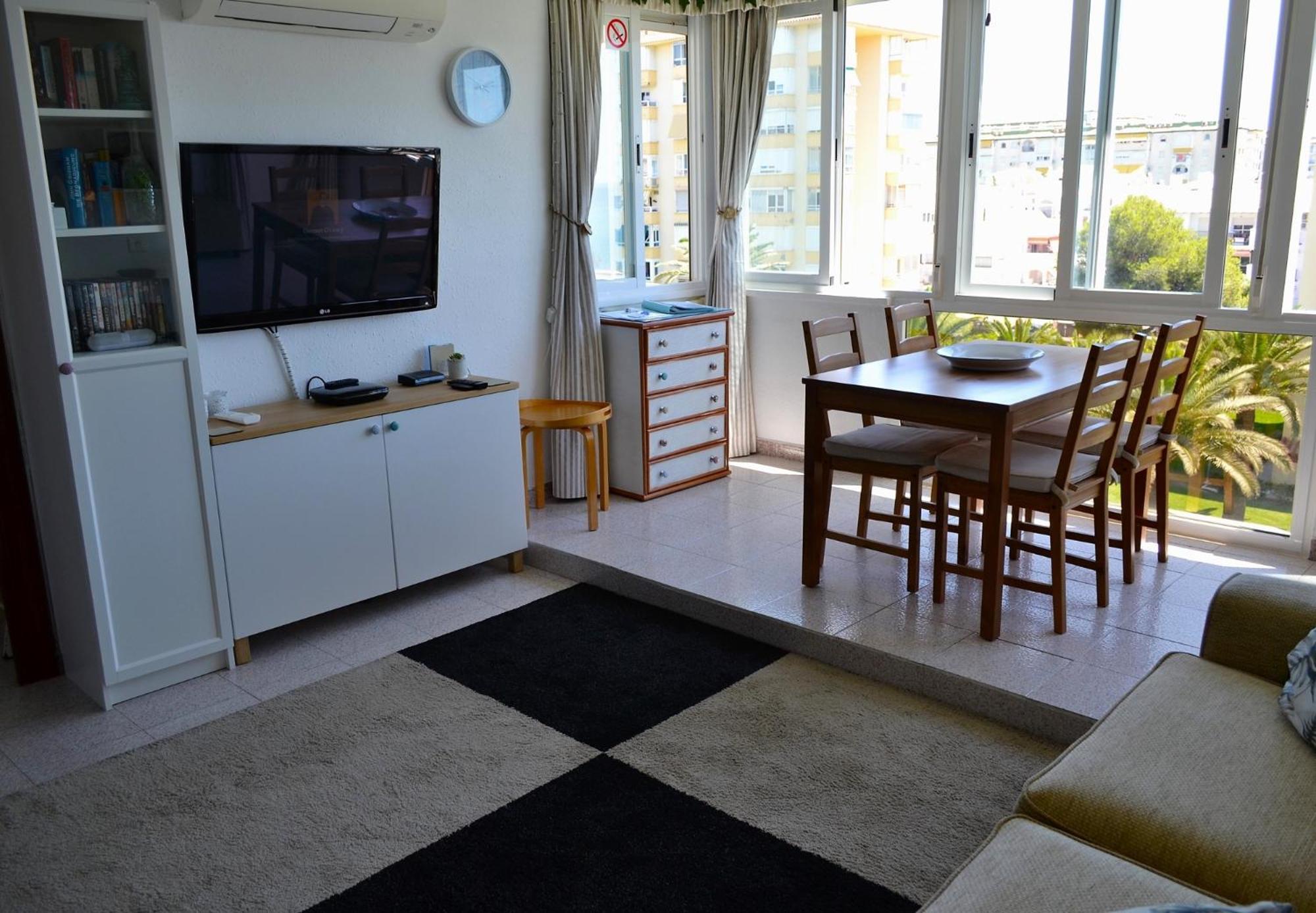 Spacious 1 Bedroom Apartment, Beach Front, Torrox Costa מראה חיצוני תמונה