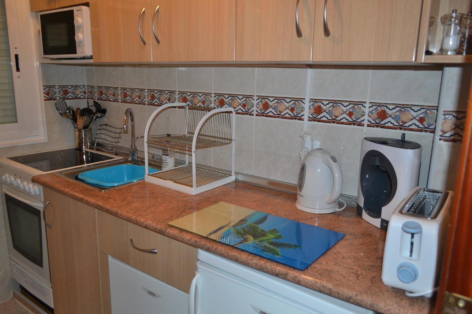 Spacious 1 Bedroom Apartment, Beach Front, Torrox Costa מראה חיצוני תמונה