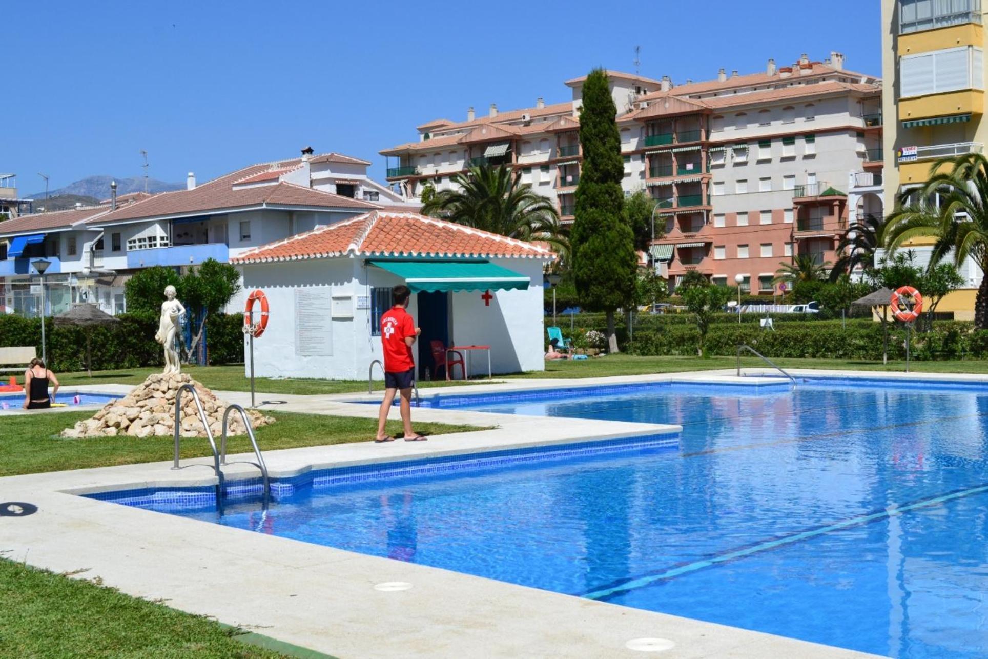 Spacious 1 Bedroom Apartment, Beach Front, Torrox Costa מראה חיצוני תמונה