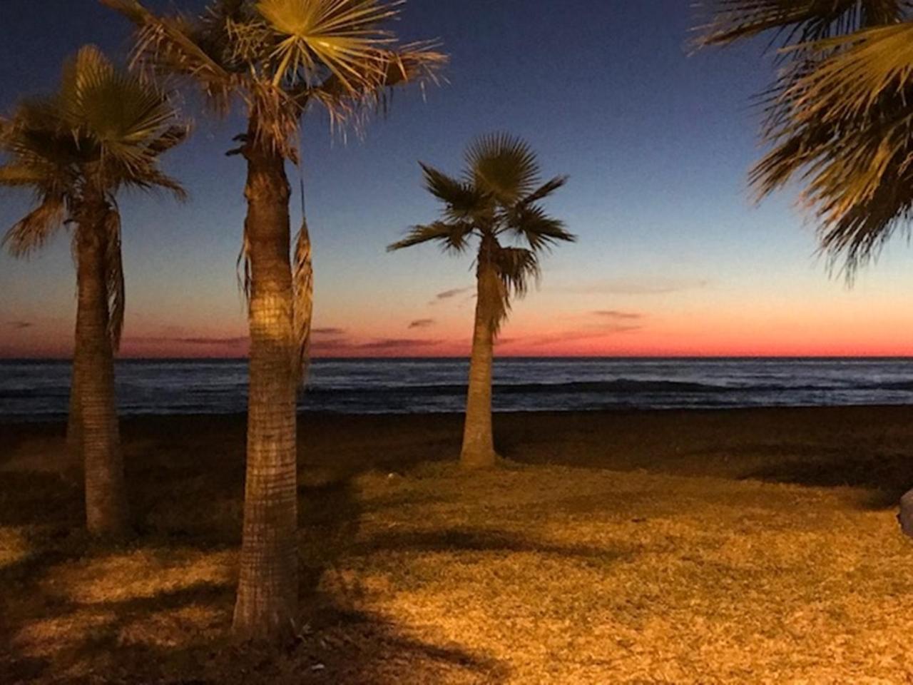 Spacious 1 Bedroom Apartment, Beach Front, Torrox Costa מראה חיצוני תמונה