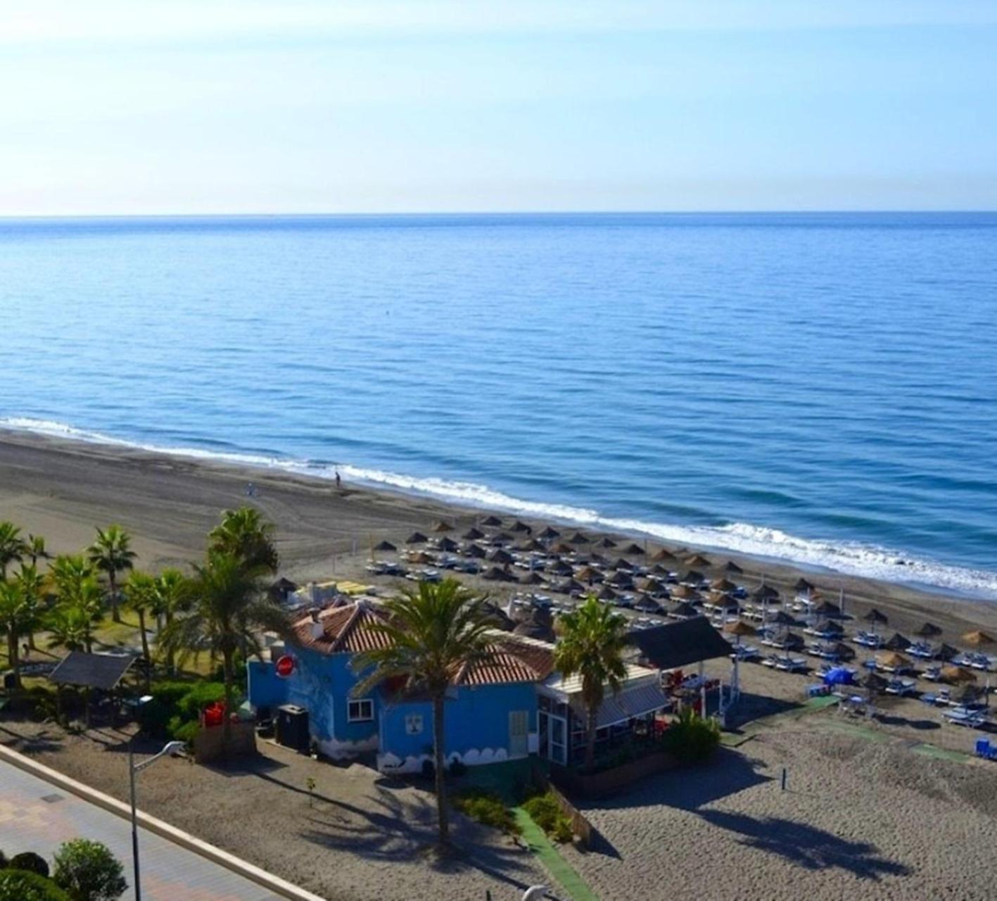 Spacious 1 Bedroom Apartment, Beach Front, Torrox Costa מראה חיצוני תמונה