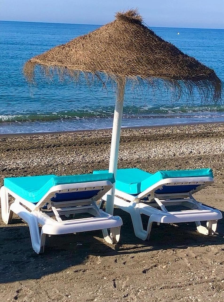 Spacious 1 Bedroom Apartment, Beach Front, Torrox Costa מראה חיצוני תמונה